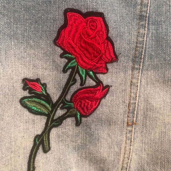 MEDIUM WASH OVERSIZED JEAN JACKET - Picture 3 of 4